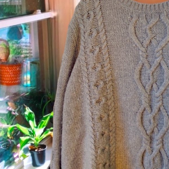 green nordic coastal soft & stretchy oversized cabled sweater 🔮✨ - Picture 9 of 9